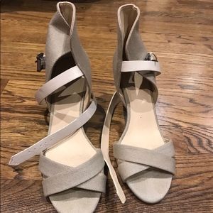 Ankle strap open toe shoes